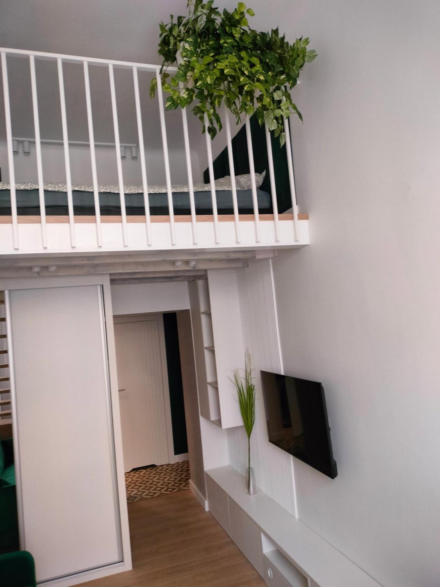 Apartament Paradise Zarzadzany Przez Gospodarza Osobe Fizyczna Self Check In Rzeszow Exterior photo