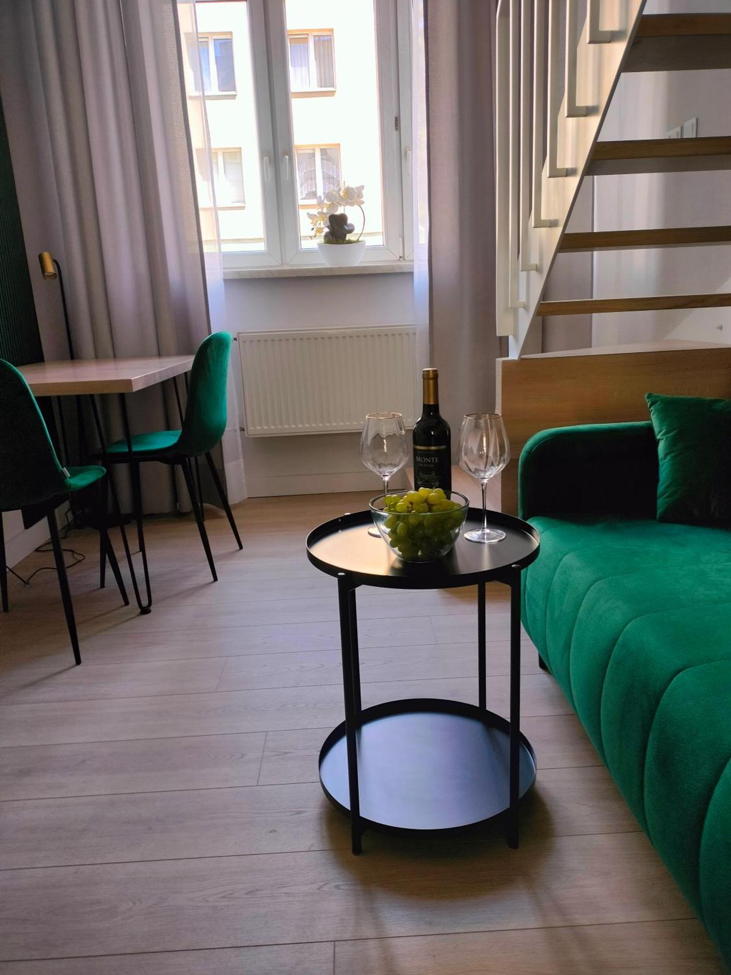 Apartament Paradise Zarzadzany Przez Gospodarza Osobe Fizyczna Self Check In Rzeszow Exterior photo
