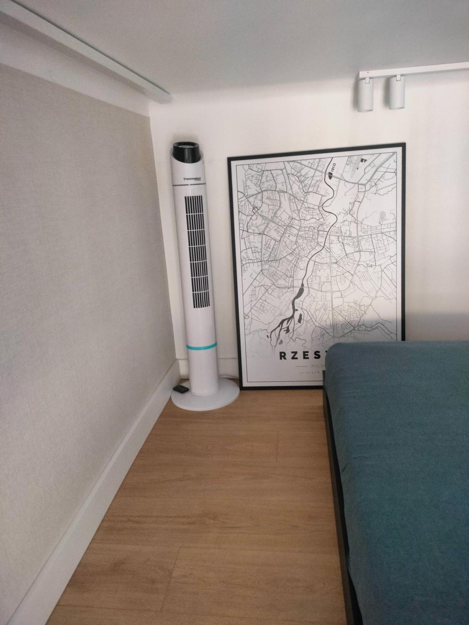 Apartament Paradise Zarzadzany Przez Gospodarza Osobe Fizyczna Self Check In Rzeszow Exterior photo